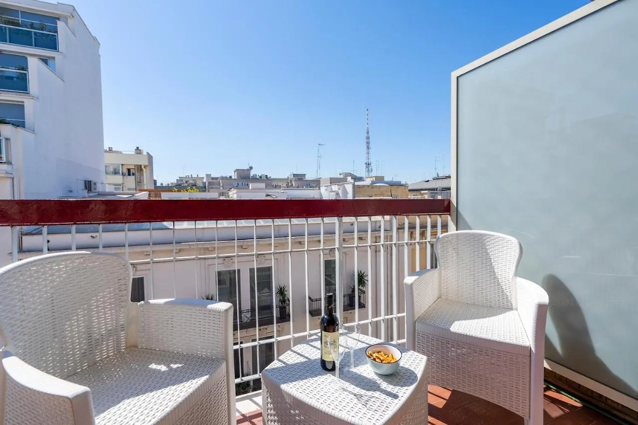 Central & Elegant Loft - With Balcony Bari